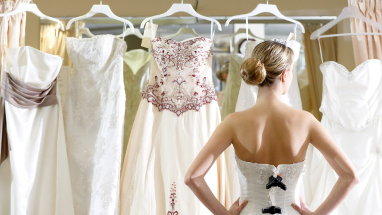 What To Consider In Choosing A Wedding Dress