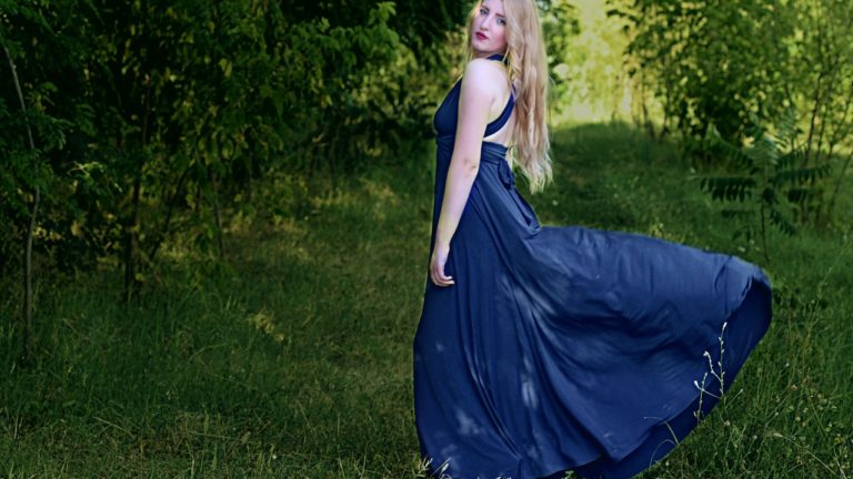 Dazzle Like A Diva With The Right Dress